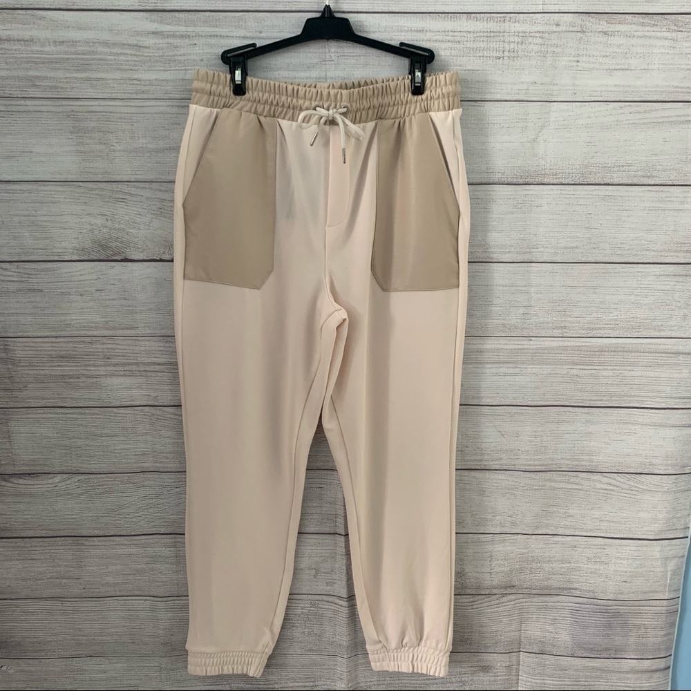 NWT Fashion Nova I Know A Place Joggers - Picture 4 of 9